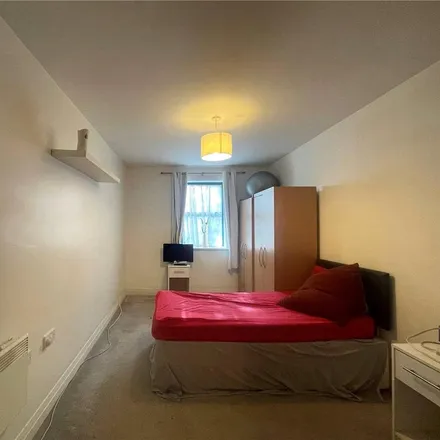 Image 7 - Tottenham Lane, London, N8 7HF, United Kingdom - Apartment for rent