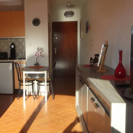 Rent this studio apartment on 83430 Saint-Mandrier-sur-Mer