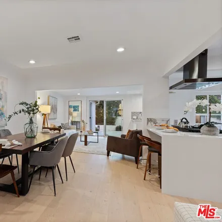 Image 5 - 324 South Canon Drive, Beverly Hills, CA 90212, USA - House for sale