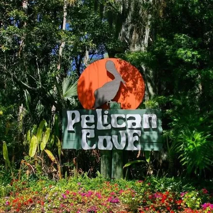 Buy this 2 bed condo on 1707 Pelican Cove Road in Vamo, Sarasota County