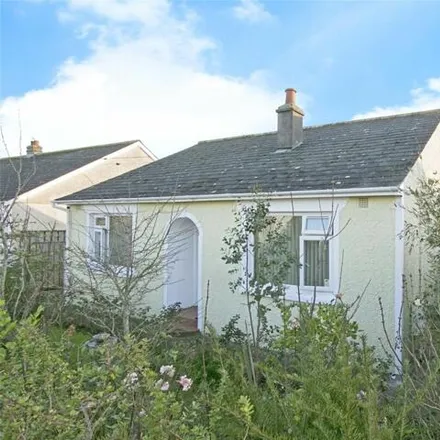 Buy this 3 bed house on Bassett Road in Illogan, TR16 4EP