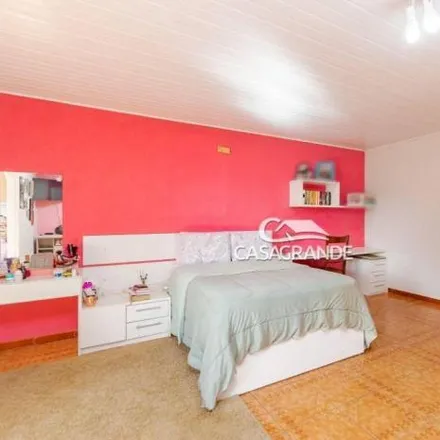 Buy this 5 bed house on Rodovia João Leopoldo Jacomel in Estância Pinhais, Pinhais - PR