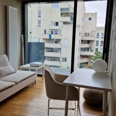 Image 4 - 75 Avenue Danielle Casanova, 94200 Ivry-sur-Seine, France - Apartment for rent