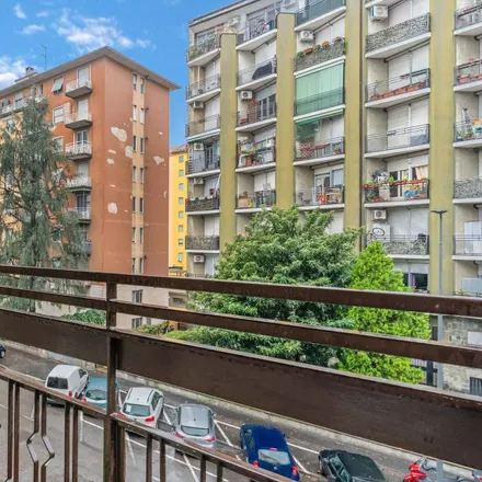 Image 8 - Parrucchiere Moreno, Via dei Tulipani 18, 20146 Milan MI, Italy - Apartment for rent