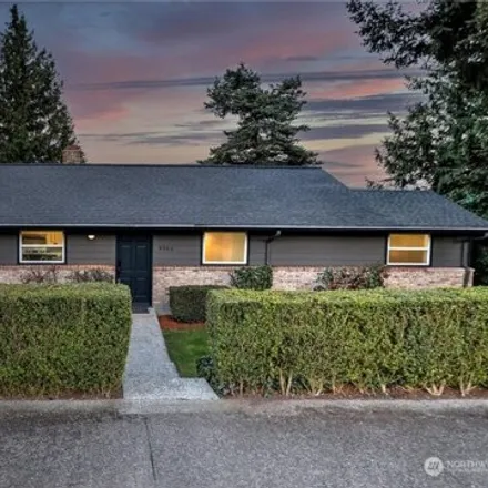 Image 1 - 6360 Seward Park Avenue South, Seattle, WA 98118, USA - House for sale