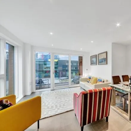 Rent this 2 bed room on Serenity House in Lismore Boulevard, London