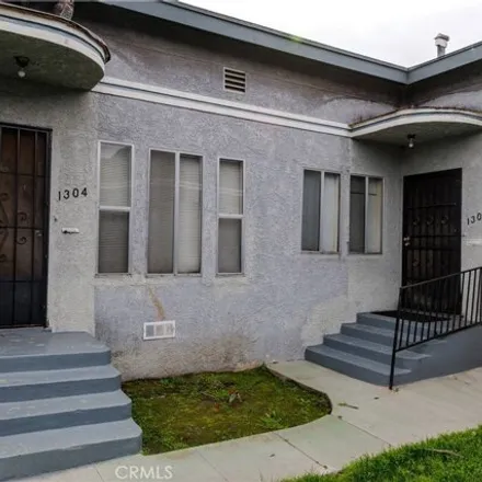 Image 6 - 1300 West 57th Street, Los Angeles, CA 90037, USA - House for sale