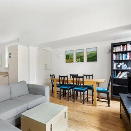 Buy this 2 bed apartment on Clapham Common West Side in London, SW4 9BD