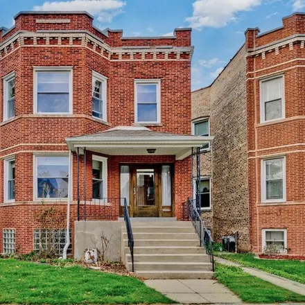 Buy this 6 bed house on 3024 North Davlin Court in Chicago, IL 60618