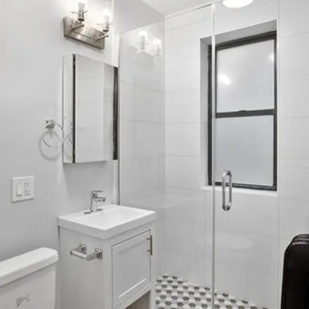 Image 1 - 1651-1655 West Jonquil Terrace, Chicago, IL 60626, USA - Apartment for rent