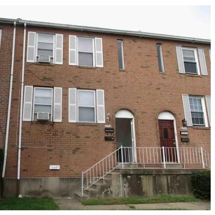 Buy this studio townhouse on 2746 Island Avenue in Philadelphia, PA 19153