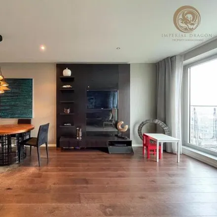 Image 2 - Baltimore Wharf, Cubitt Town, London, E14 9ET, United Kingdom - Apartment for sale