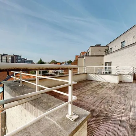 Rent this 6 bed apartment on Rue Bulins - Bulinsstraat 7 in 1090 Jette, Belgium