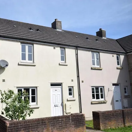 Rent this 2 bed duplex on Victory Way in Great Torrington, EX38 7AR