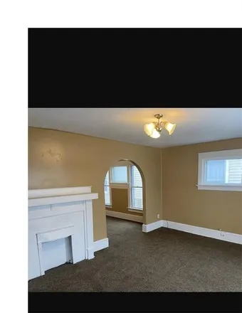 Image 4 - 530 East 21st Street, Federal Hill, Erie, PA 16503, USA - Duplex for sale