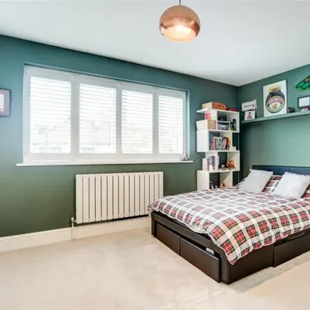 Image 7 - The Upper Drive, Hove, BN3 6GU, United Kingdom - Townhouse for sale