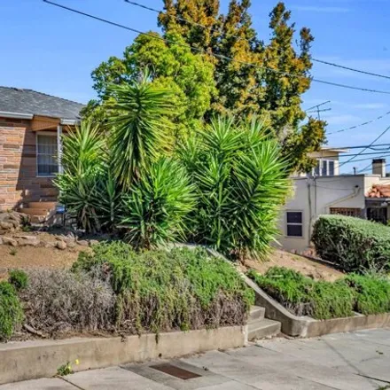 Buy this 2 bed house on Butte Street in Vallejo, CA 94590