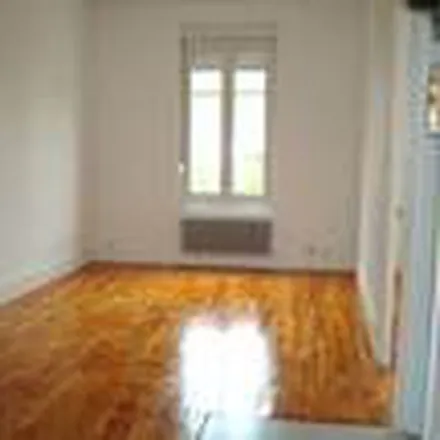 Rent this 2 bed apartment on 135 Rue des Alliés in 38100 Grenoble, France