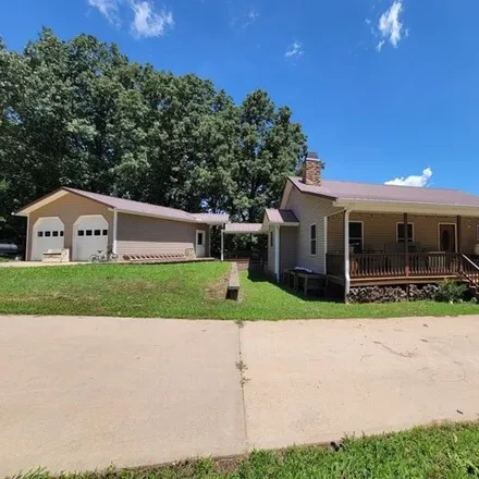 Buy this 3 bed house on 215 Watson Lane in Henry County, TN 38242