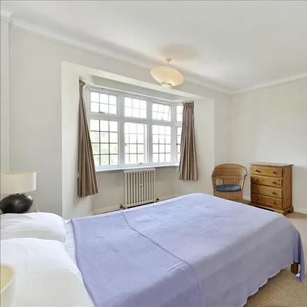 Image 2 - United Reformed Church House, 86 Tavistock Place, London, WC1H 9RT, United Kingdom - Apartment for rent