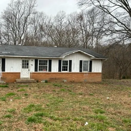 Buy this 3 bed house on 845 Gaither Ave in Lawrenceburg, Tennessee