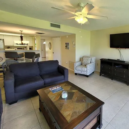 Image 7 - Fort Pierce, FL - Apartment for rent