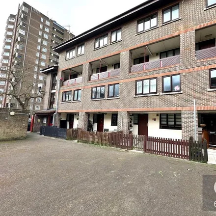 Rent this 3 bed apartment on 21-30 Purcell Street in London, N1 6RB