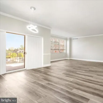 Image 3 - The Residences at the Colonnade, 3801 Canterbury Road, Baltimore, MD 21218, USA - Condo for sale