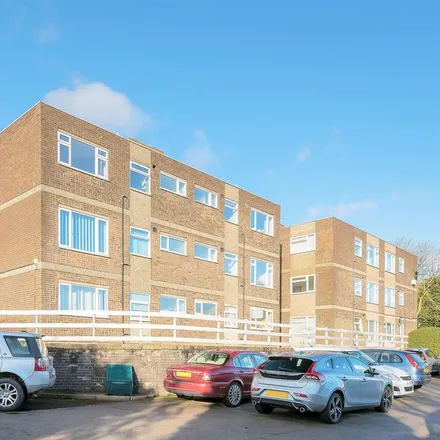 Rent this 2 bed apartment on Hallam Grange Close in Sheffield, S10 4BN