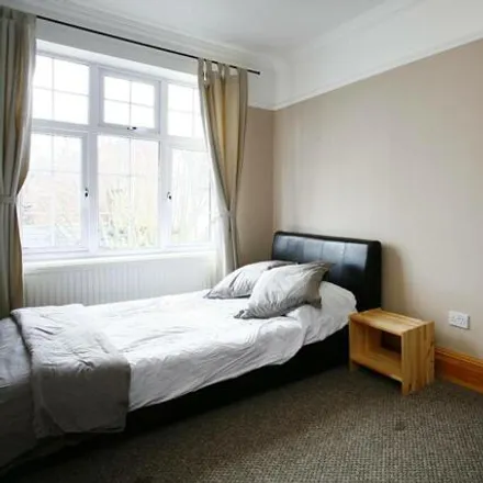 Image 4 - Moreland Court, Finchley Road, Childs Hill, London, NW2 2TN, United Kingdom - Apartment for sale