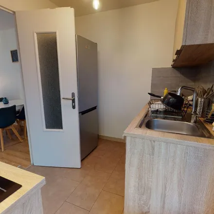 Rent this 4 bed apartment on 13 Passage des Alouettes in 69008 Lyon, France