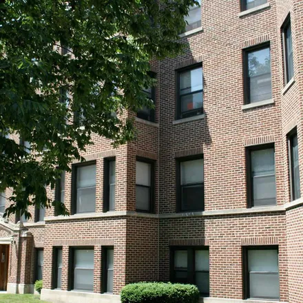 Rent this 3 bed apartment on 1101-1123 East Hyde Park Boulevard in Chicago, IL 60615