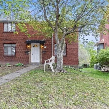 Image 1 - 219 Ridgewood Avenue, West View, Allegheny County, PA 15229, USA - House for sale