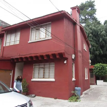 Buy this 3 bed house on Centro de estudios superiores de ortopedia in Calle Nicolás San Juan, Benito Juárez