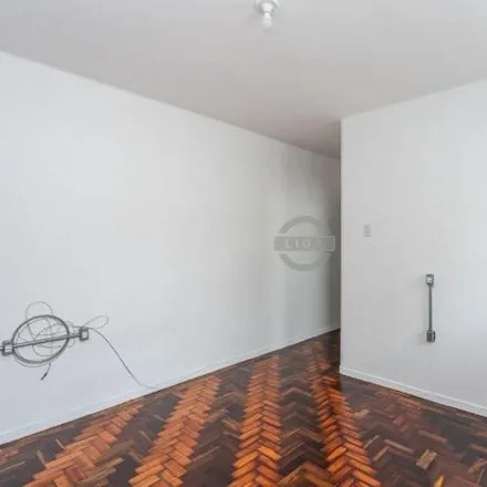 Rent this 2 bed apartment on Bar e Restaurante Walter in Rua Doutor Vale, Moinhos de Vento