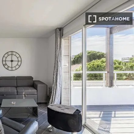 Rent this 1 bed apartment on 128 Boulevard Raymond Poincaré in 06160 Antibes, France