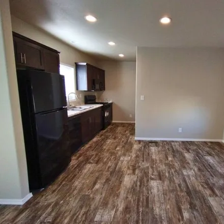 Image 3 - Carefree Circle, Flowing Wells, AZ 85705, USA - Apartment for rent