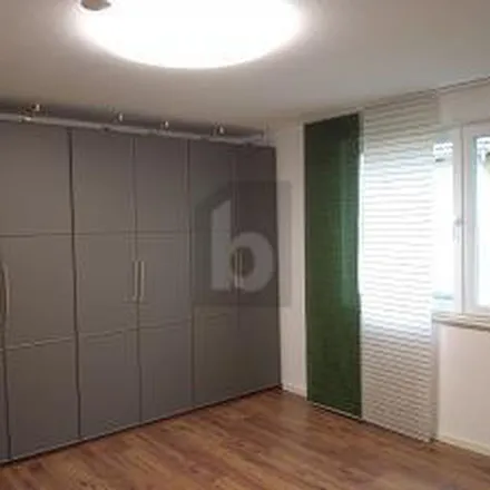 Rent this 5 bed apartment on Niehofer Straße 40 in 13053 Berlin, Germany