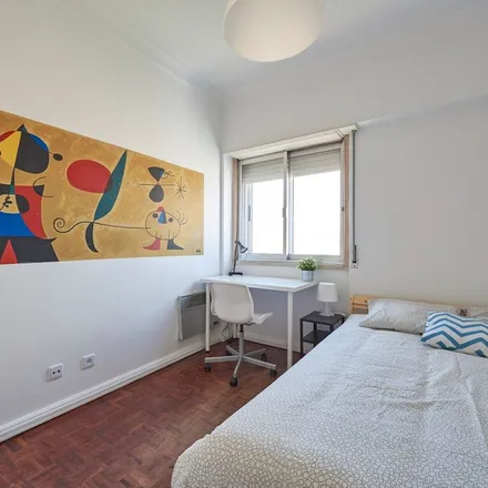 Rent this 8 bed room on Rua Conde Almoster