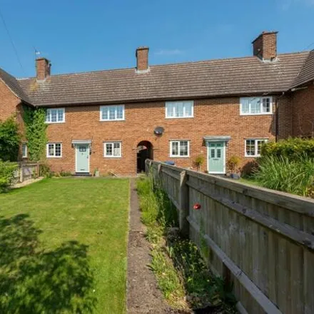 Buy this 3 bed townhouse on Bunkers Hill in Shipton-on-Cherwell, OX5 3BA