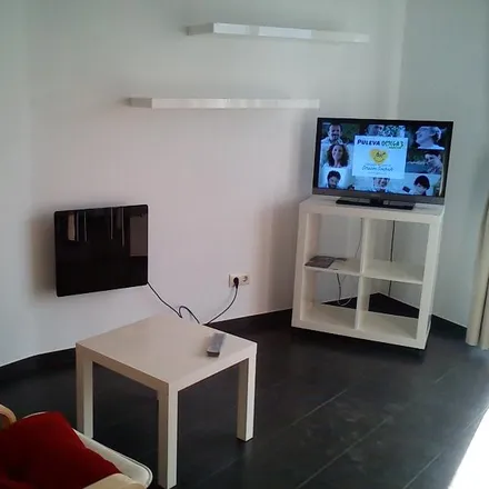Rent this 1 bed house on Rúa Vila Amparo in 15117 Laxe, Spain