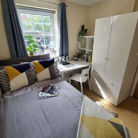 Rent this 5 bed duplex on 32 Copenhagen Way in Norwich, NR3 2RB