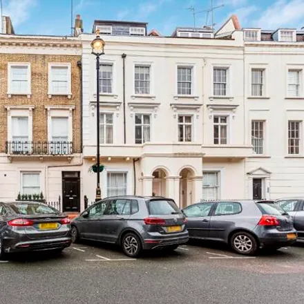 Buy this 1 bed apartment on Pimlico in St George's Square, London