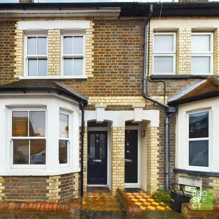 Buy this 2 bed house on 1 Lennox Road in Reading, RG6 1PJ