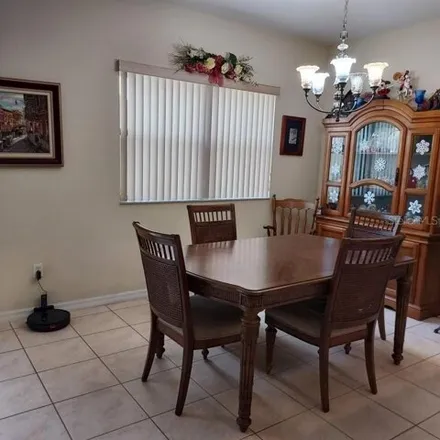 Image 4 - 1298 Clove Dr, Kissimmee, Florida, 34759 - House for sale
