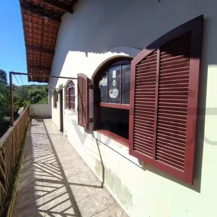 Buy this 5 bed house on Avenida Nossa Senhora Aparecida in Centro, Juquitiba - SP