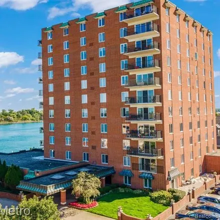 Image 1 - 3301 Biddle Avenue, Wyandotte, MI 48192, USA - Condo for sale