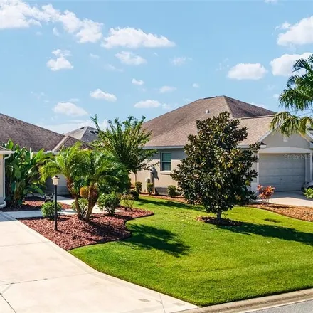Buy this 3 bed house on 2026 Useppa Oaks Lane in The Villages, FL 32163