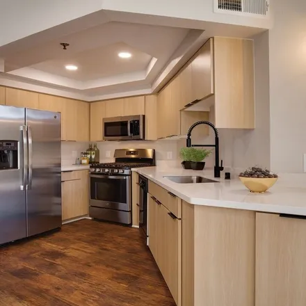 Image 4 - Broadcast Center Apartments, The Grove Drive, Los Angeles, CA 90036, USA - Apartment for rent
