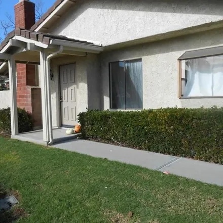 Image 1 - 757 Tennyson Lane, Ventura, CA 93003, USA - Condo for rent
